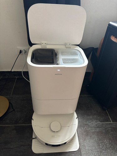 Robot aspirapolvere - robot, e